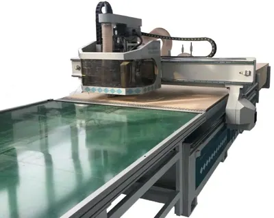 CNC apdirbimo centras Be padavimo ir nuėmimo stalų WOODLAND MACHINERY SX1325AP-2128