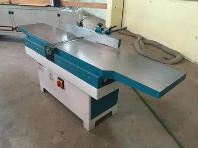 Leistuvas MB504B