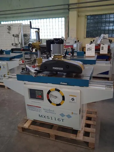 Frezavimo staklės su slankiojančiuoju staliuku ir padavimo prispaudimo mechanizmu MX5116T+М-480